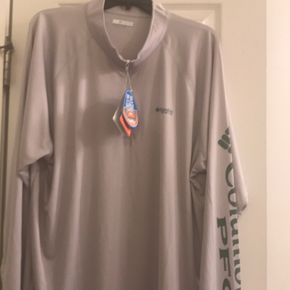 Columbia long sleeve shirt